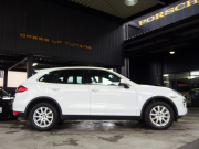 ポルシェ&nbsp;カイエン&nbsp;V6 右ハンドル 正規ディーラー車 ワンオーナー エントリードライブ シートヒーター クルーズコントロール&nbsp;中古車