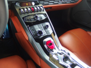 ランボルギーニ&nbsp;ウラカン&nbsp;LP610-4 正規ディーラー車 左ハンドル 純正20inアルミ フロントリフター エレガンスインテリア パークセンサー シートヒーター&nbsp;中古車