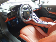 ランボルギーニ&nbsp;ウラカン&nbsp;LP610-4 正規ディーラー車 左ハンドル 純正20inアルミ フロントリフター エレガンスインテリア パークセンサー シートヒーター&nbsp;中古車