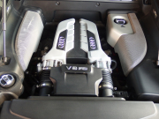 アウディ R8 アウディ R8 4.2 FSI クアトロ　正規ディーラー車　左ハンドル 中古車