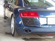 アウディ R8 アウディ R8 4.2 FSI クアトロ　正規ディーラー車　左ハンドル 中古車