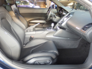 アウディ R8 アウディ R8 4.2 FSI クアトロ　正規ディーラー車　左ハンドル 中古車