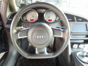 アウディ R8 アウディ R8 4.2 FSI クアトロ　正規ディーラー車　左ハンドル 中古車