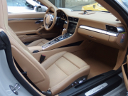 ポルシェ 911(Type991) カレラ カブリオレ PDK スポーツクロノPKG  EUR-GTRワイドボディ エントリードライブ スポーツステアリング シートベンチレーション シートヒーター 中古車