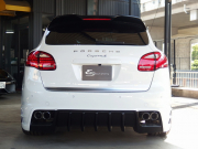 ポルシェ カイエン V6 右ハンドル EUR-GT 正規ディーラー車 クルーズコントロール シートメモリー シートヒーター SDナビ 中古車