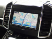 ポルシェ カイエン V6 右ハンドル EUR-GT 正規ディーラー車 クルーズコントロール シートメモリー シートヒーター SDナビ 中古車