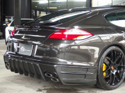 ポルシェ パナメーラ 4 PDK 正規ディーラー車 右ハンドル EUR-GT サンルーフ PDLS クルコン シートヒーター 中古車