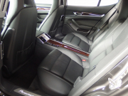 ポルシェ パナメーラ 4 PDK 正規ディーラー車 右ハンドル EUR-GT サンルーフ PDLS クルコン シートヒーター 中古車