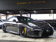 ポルシェ パナメーラ 4 PDK 正規ディーラー車 右ハンドル EUR-GT サンルーフ PDLS クルコン シートヒーター 中古車