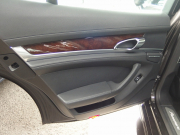 ポルシェ パナメーラ 4 PDK 正規ディーラー車 右ハンドル EUR-GT サンルーフ PDLS クルコン シートヒーター 中古車