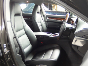 ポルシェ パナメーラ 4 PDK 正規ディーラー車 右ハンドル EUR-GT サンルーフ PDLS クルコン シートヒーター 中古車