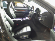 ポルシェ パナメーラ 4 PDK 正規ディーラー車 右ハンドル EUR-GT サンルーフ PDLS クルコン シートヒーター 中古車