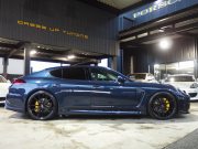 ポルシェ パナメーラ 正規ディーラー車 後期モデル PDK EUR-GTエアロ ES22inアルミ ESスポーツマフラー ESダウンサス エントリードライブ  サラウンドビューシステム スポーツステアリング シートヒーター 中古車