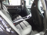 ポルシェ パナメーラ 正規ディーラー車 後期モデル PDK PASM スポーツデザインステアリング パドルシフト PASM サラウンドビューシステム 前後シートヒーター 中古車