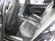 ポルシェ パナメーラ 正規ディーラー車 後期モデル PDK PASM スポーツデザインステアリング パドルシフト PASM サラウンドビューシステム 前後シートヒーター 中古車