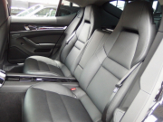 ポルシェ パナメーラ 正規ディーラー車 後期モデル PDK PASM スポーツデザインステアリング パドルシフト PASM サラウンドビューシステム 前後シートヒーター 中古車