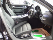 ポルシェ パナメーラ 正規ディーラー車 後期モデル PDK PASM スポーツデザインステアリング パドルシフト PASM サラウンドビューシステム 前後シートヒーター 中古車