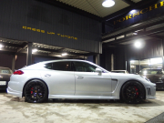 ポルシェ パナメーラ S 正規ディーラー車 後期モデル 左ハンドル PDK EUR-GTエアロキット  純正エアサス サンルーフ エントリドライブ 全席シートヒーター サラウンドビューシステム 中古車