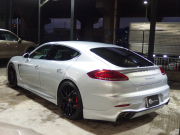 ポルシェ パナメーラ S 正規ディーラー車 後期モデル 左ハンドル PDK EUR-GTエアロキット  純正エアサス サンルーフ エントリドライブ 全席シートヒーター サラウンドビューシステム 中古車