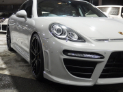 ポルシェ パナメーラ 正規ディーラー車 右ハンドル PDK EUR-GTエアロ ES9-22inアルミ ESスポーツマフラー ESローダウンサス PASM PDLS パークトロニック HDDナビ 中古車