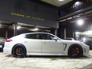 ポルシェ パナメーラ 正規ディーラー車 右ハンドル PDK EUR-GTエアロ ES9-22inアルミ ESスポーツマフラー ESローダウンサス PASM PDLS パークトロニック HDDナビ 中古車