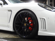 ポルシェ パナメーラ 4 正規ディーラー車 後期モデル PDK 右ハンドル EUR-GTエアロ PASM PDLS アダプティブクルーズコントロール エントリドライブ BOSE シートヒーター 中古車