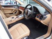 ポルシェ パナメーラ 4 正規ディーラー車 後期モデル PDK 右ハンドル EUR-GTエアロ PASM PDLS アダプティブクルーズコントロール エントリドライブ BOSE シートヒーター 中古車