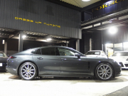 ポルシェ&nbsp;パナメーラ&nbsp;4 正規ディーラー車 ワンオーナー 右ハンドル PDK 21inアルミ エアサス LEDヘッドライト スポーツテールパイプ コンフォートアクセス シートヒーター&nbsp;中古車