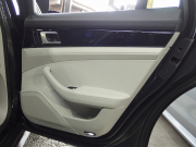 ポルシェ&nbsp;パナメーラ&nbsp;4 正規ディーラー車 ワンオーナー 右ハンドル PDK 21inアルミ エアサス LEDヘッドライト スポーツテールパイプ コンフォートアクセス シートヒーター&nbsp;中古車