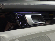 ポルシェ&nbsp;パナメーラ&nbsp;4 正規ディーラー車 ワンオーナー 右ハンドル PDK 21inアルミ エアサス LEDヘッドライト スポーツテールパイプ コンフォートアクセス シートヒーター&nbsp;中古車