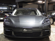 ポルシェ&nbsp;パナメーラ&nbsp;4 正規ディーラー車 ワンオーナー 右ハンドル PDK 21inアルミ エアサス LEDヘッドライト スポーツテールパイプ コンフォートアクセス シートヒーター&nbsp;中古車