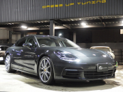 ポルシェ&nbsp;パナメーラ&nbsp;4 正規ディーラー車 ワンオーナー 右ハンドル PDK 21inアルミ エアサス LEDヘッドライト スポーツテールパイプ コンフォートアクセス シートヒーター&nbsp;中古車