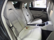 ポルシェ&nbsp;パナメーラ&nbsp;4 正規ディーラー車 ワンオーナー 右ハンドル PDK 21inアルミ エアサス LEDヘッドライト スポーツテールパイプ コンフォートアクセス シートヒーター&nbsp;中古車