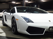 ランボルギーニ&nbsp;ガヤルド&nbsp;LP550-2 eギア リフティングシステム 純正19インチアルミホイール ガラスパネルエンジンフード&nbsp;中古車