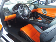 ランボルギーニ&nbsp;ガヤルド&nbsp;LP550-2 eギア リフティングシステム 純正19インチアルミホイール ガラスパネルエンジンフード&nbsp;中古車