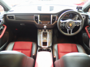 ポルシェ マカン 正規ディーラー車 ワンオーナー 右ハンドル PDK  ツートンレザーインテリア エントリードライブ アダプティブクルーズコントロール レーンキープアシスト PCM 純正18inアルミ 中古車