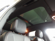 ポルシェ マカン 正規ディーラー車 ワンオーナー 右ハンドル PDK  ツートンレザーインテリア エントリードライブ アダプティブクルーズコントロール レーンキープアシスト PCM 純正18inアルミ 中古車