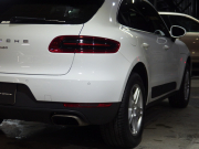 ポルシェ マカン 正規ディーラー車 ワンオーナー 右ハンドル PDK  ツートンレザーインテリア エントリードライブ アダプティブクルーズコントロール レーンキープアシスト PCM 純正18inアルミ 中古車