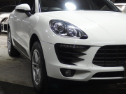 ポルシェ マカン 正規ディーラー車 ワンオーナー 右ハンドル PDK  ツートンレザーインテリア エントリードライブ アダプティブクルーズコントロール レーンキープアシスト PCM 純正18inアルミ 中古車