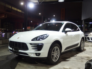 ポルシェ マカン 正規ディーラー車 ワンオーナー 右ハンドル PDK  ツートンレザーインテリア エントリードライブ アダプティブクルーズコントロール レーンキープアシスト PCM 純正18inアルミ 中古車