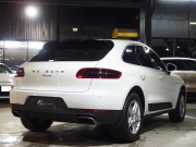 ポルシェ マカン 正規ディーラー車 ワンオーナー 右ハンドル PDK  ツートンレザーインテリア エントリードライブ アダプティブクルーズコントロール レーンキープアシスト PCM 純正18inアルミ 中古車