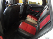 ポルシェ マカン 正規ディーラー車 ワンオーナー 右ハンドル PDK  ツートンレザーインテリア エントリードライブ アダプティブクルーズコントロール レーンキープアシスト PCM 純正18inアルミ 中古車