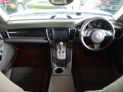 ポルシェ&nbsp;パナメーラ&nbsp;正規ディーラー車 後期モデル PDK ワンオーナー EUR-GTカスタム  エントリドライブ ナチュラルレザーインテリア シートベンチレーション&nbsp;中古車