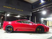 フェラーリ&nbsp;F430&nbsp;正規ディーラー車 F1 左ハンドル 19inアルミ 社外リアウィング カーボンインテリアパネル ベージュレザーシート シートヒーター&nbsp;中古車