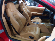 フェラーリ&nbsp;F430&nbsp;正規ディーラー車 F1 左ハンドル 19inアルミ 社外リアウィング カーボンインテリアパネル ベージュレザーシート シートヒーター&nbsp;中古車