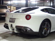 フェラーリ F12ベルリネッタ 正規ディーラー車 左ハンドル  20インチアルミ フロントリフティング カーボンエンジンフード カーボンブレーキ 中古車