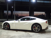 フェラーリ F12ベルリネッタ 正規ディーラー車 左ハンドル  20インチアルミ フロントリフティング カーボンエンジンフード カーボンブレーキ 中古車