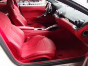 フェラーリ F12ベルリネッタ 正規ディーラー車 左ハンドル  20インチアルミ フロントリフティング カーボンエンジンフード カーボンブレーキ 中古車