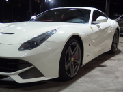 フェラーリ F12ベルリネッタ 正規ディーラー車 左ハンドル  20インチアルミ フロントリフティング カーボンエンジンフード カーボンブレーキ 中古車