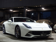 フェラーリ F12ベルリネッタ 正規ディーラー車 左ハンドル  20インチアルミ フロントリフティング カーボンエンジンフード カーボンブレーキ 中古車